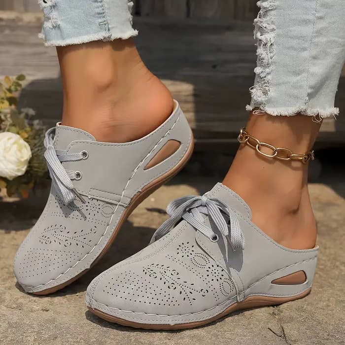Sandales élégantes à talons compensés de couleur unie pour femmes – Chaussures à plateforme confortables à enfiler avec tige en simili cuir et semelle en caoutchouc