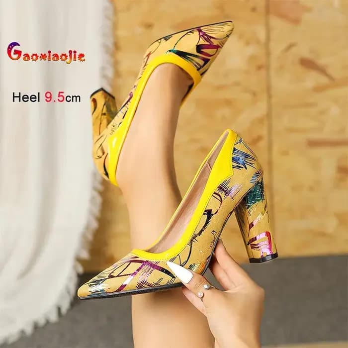 Nouvelles chaussures à talons hauts pour femmes, mode printemps automne, bouche peu profonde, bout pointu, talon épais, chaussures à talons hauts, chaussures simples pour femmes, grande taille 36-43