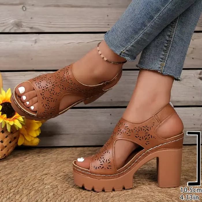 Sandales à plateforme à talon épais pour femme, à découpes florales, semelle crantée, à bride arrièr