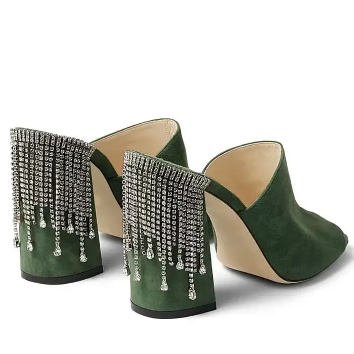 Pantoufles mules en daim vert pour femmes, bout carré ouvert, talon épais, décoration de chaîne en strass, pantoufles à talons hauts à la mode, nouvelle collection 2026
