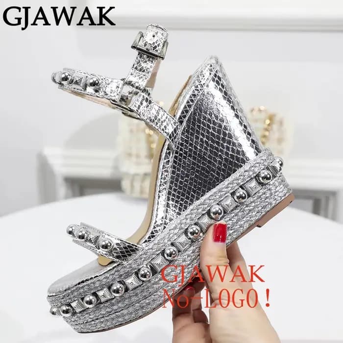 Été Rivet clouté plate-forme sandales femmes talon compensé en cuir chaussures de fête pour femme piste bride à la cheville sandales pour femmes