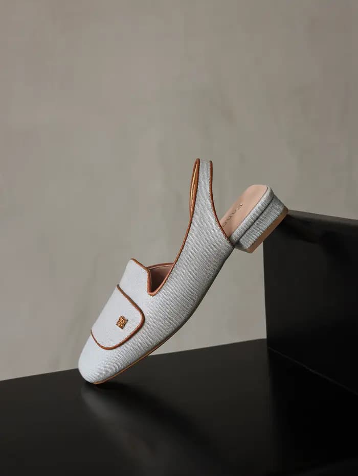 Mules élégantes à bride arrière pour femme, escarpins minimalistes à bout carré et talon bas, chaussures de travail mates à enfiler style français, plates décontractées pour le bureau et les trajets q