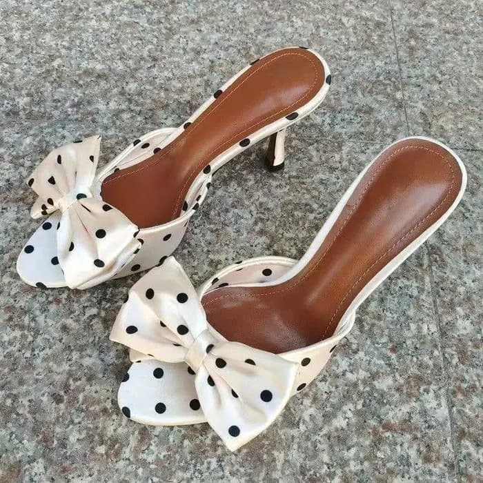 Sandales à talons aiguilles 2026 Printemps-Été Nouveauté Confortables et Polyvalentes à Bout Rond Ouvert