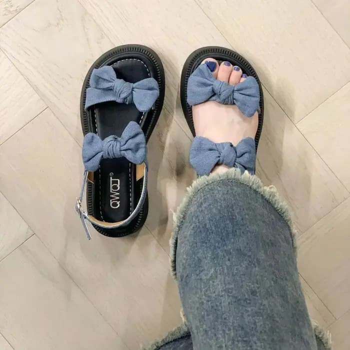 Chaussures pour femmes Bow été 2025 avec talons moyens sandales pour femme plate-forme compensée