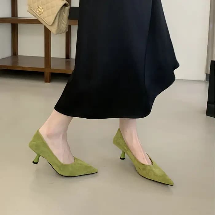 SUOJIALUN 2026 nouvelle marque femmes pompes chaussures mode bout pointu peu profond sans lacet bateau