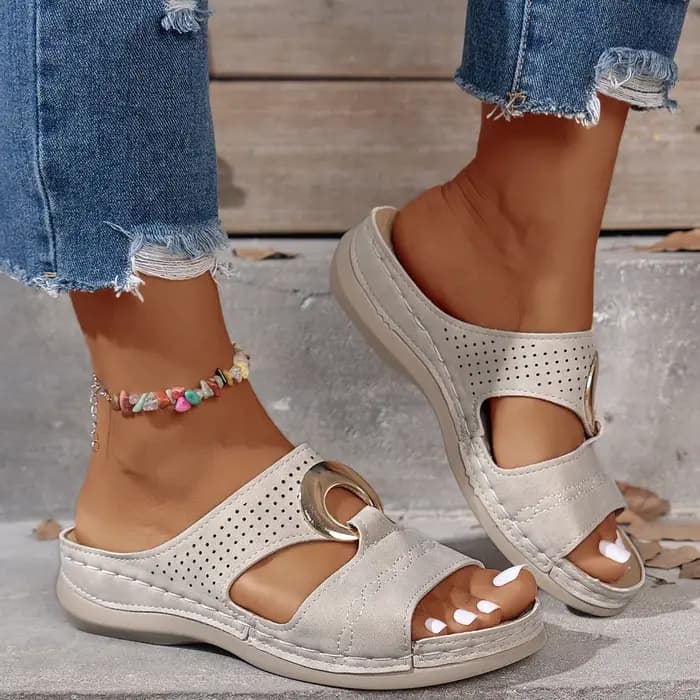 Nouvelles sandales confortables à talon épais pour femme 2026, respirantes, style romain ajouré, grandes tailles, à enfiler, design bouche de poisson