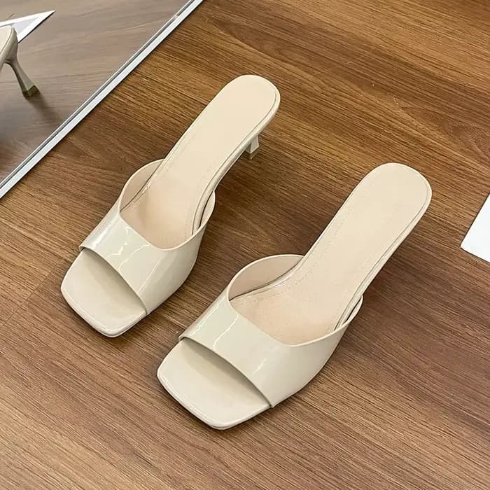Femmes sandales à talons hauts été nouvelle mode bout carré