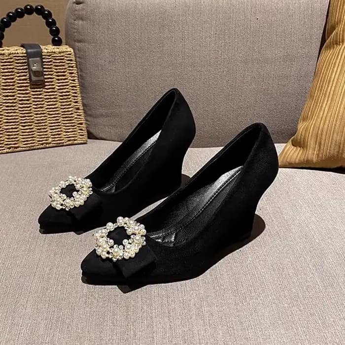 Talon incliné chaussures de mode femmes printemps nouvelle eau diamant pointu bouche peu profonde doux Sexy talons hauts femmes noir rétro chaussures 43