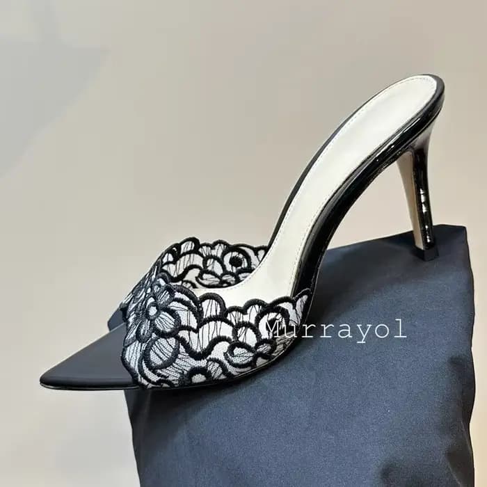Nouveau Design de broderie en dentelle bout ouvert mince talons hauts pantoufles femmes bout pointu