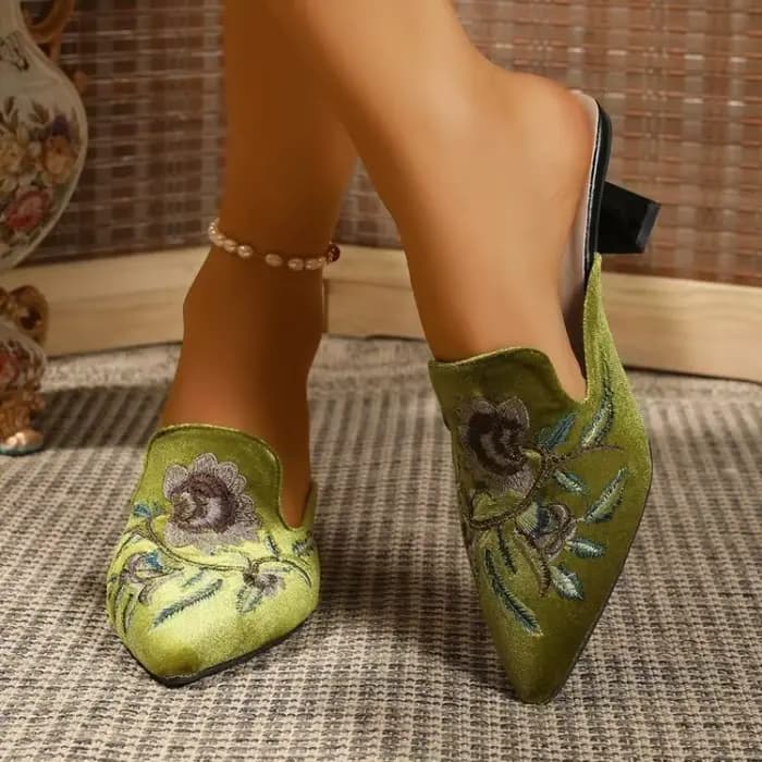 Mules élégantes en velours brodé de fleurs pour femme