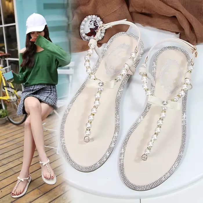 Femmes sandales 2025 nouvelles chaussures d'été