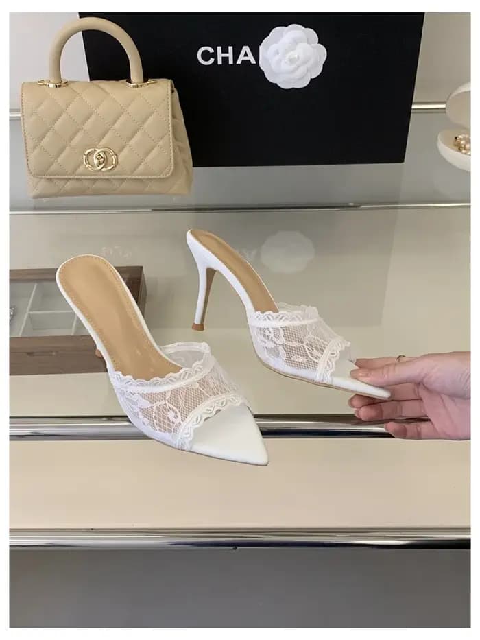 Élégantes sandales à talons hauts fins pour femmes