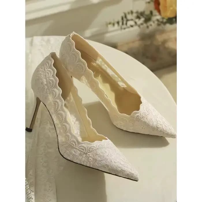 Chaussures de mariage à talons hauts en dentelle blanche pour femmes, chaussures de mariage Xiuhe br
