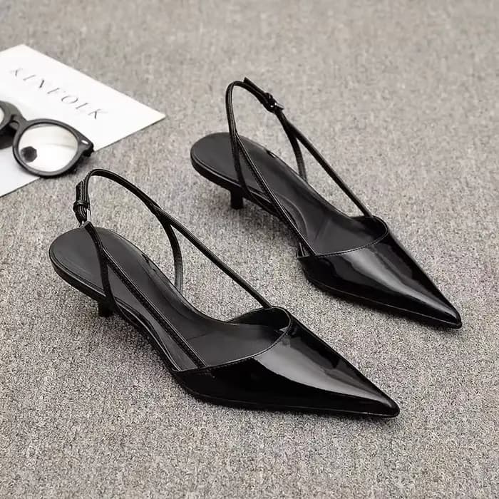 Femmes noires bout pointu talons chaussures sandales 2025 robe fête mode été pantoufles nouveau marche tongs pompes diapositives