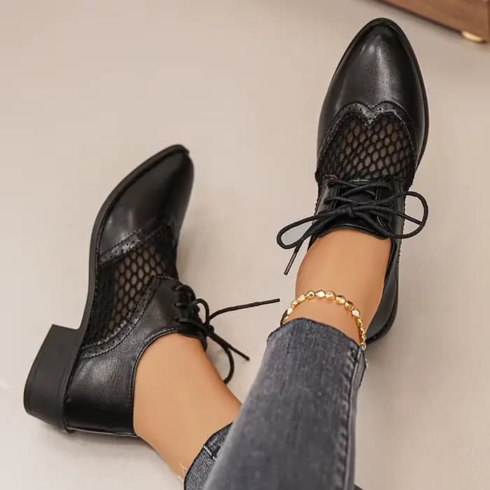Nouvelles Chaussures Oxford à Talons Épais et Respirants pour Femmes, Grande Taille 43, Bout Pointu, en Cuir PU, Style Britannique, à Lacets