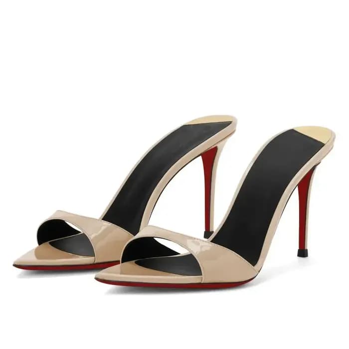 Talons hauts noirs pointus pointus pour femmes