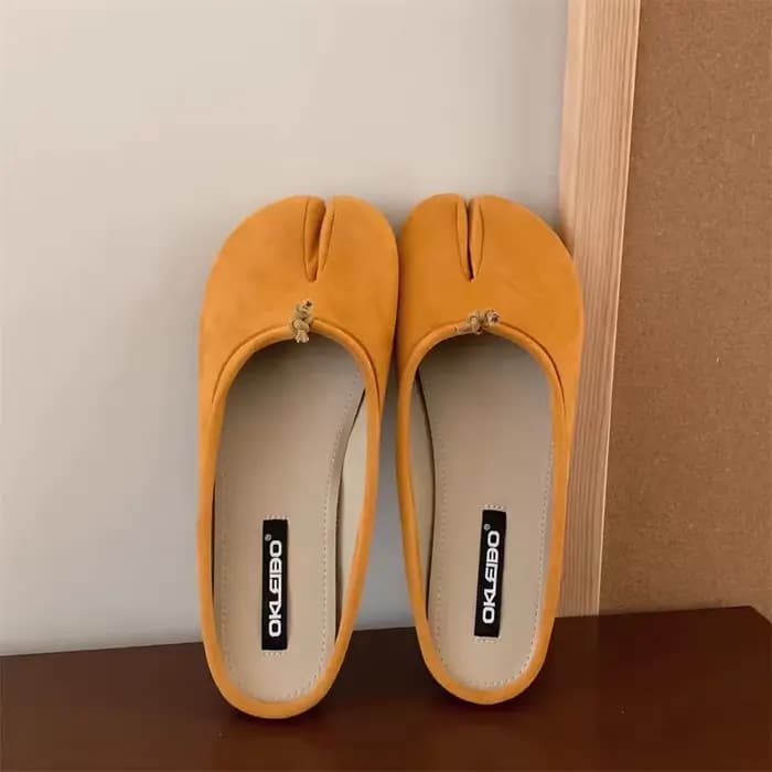 Nouvelles mules d'été 2026 pour femmes, style décontracté, à bout fendu, à enfiler, pour l'extérieur, chaussures plates souples à talon plat, type claquettes habillées