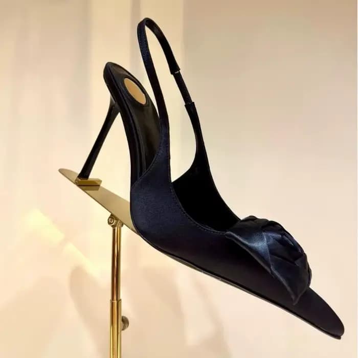 Nouvelles sandales à talons aiguilles pointues fleuries pour femme