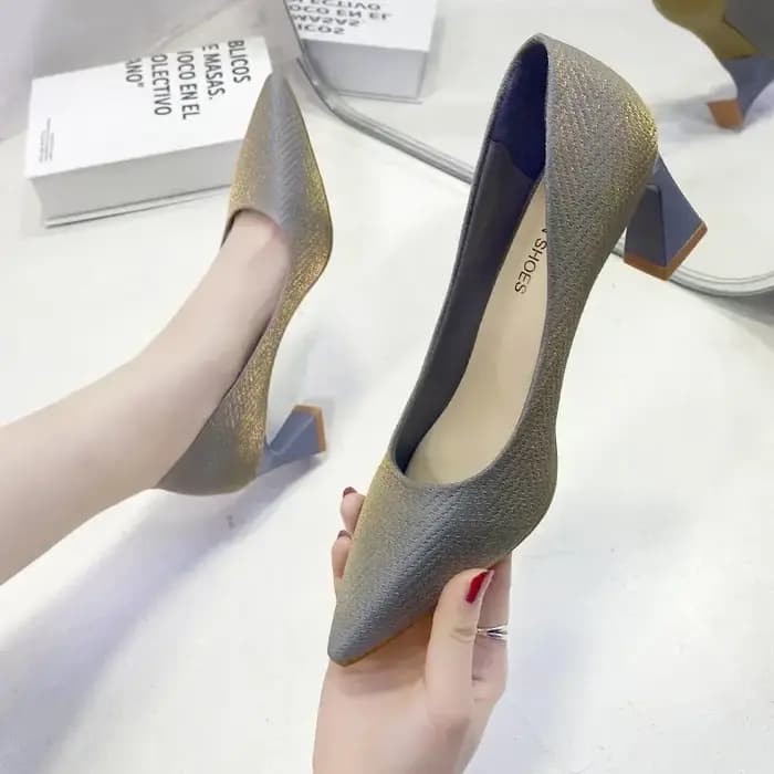 Escarpins femmes chaussures d'été chaussures pour femme 2025 blanc mode cuir décontracté bureau formel talons hauts sur talon Chic Point