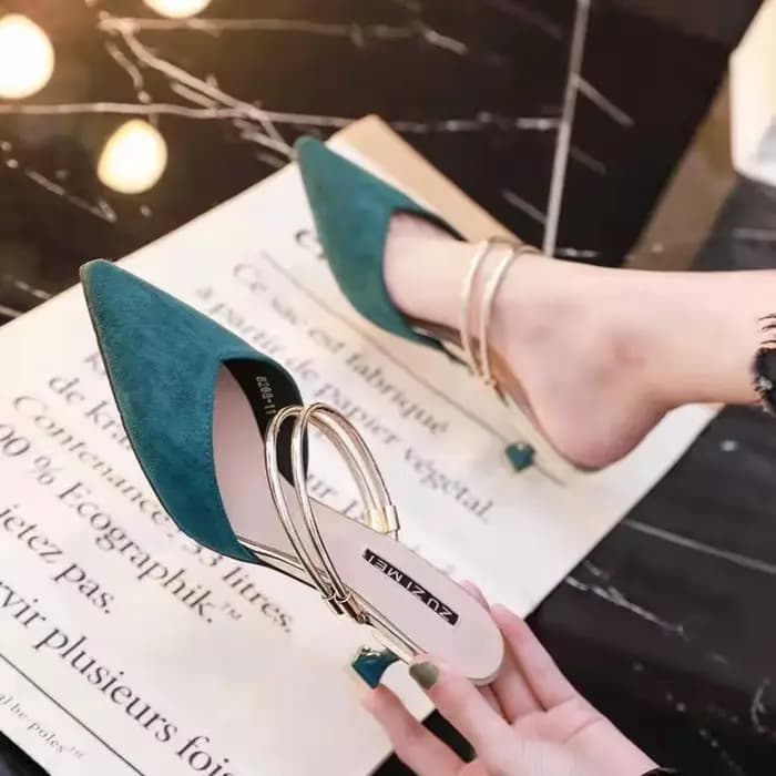 Avec talon chaussures à bout pointu Mules vertes été 2025 pantoufles pour femmes et dames sandales diapositives faciles à porter luxe Vip H sandale F