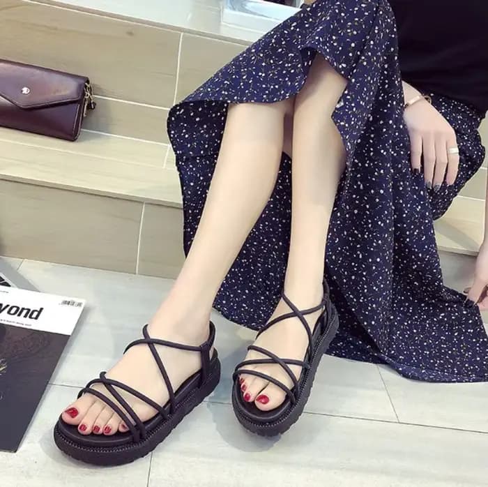 Sandales pour femme plate-forme été 2025 plage chaussures pour femmes chaussures beiges avec talons moyens orthopédiques Style romain quotidien F H Vip