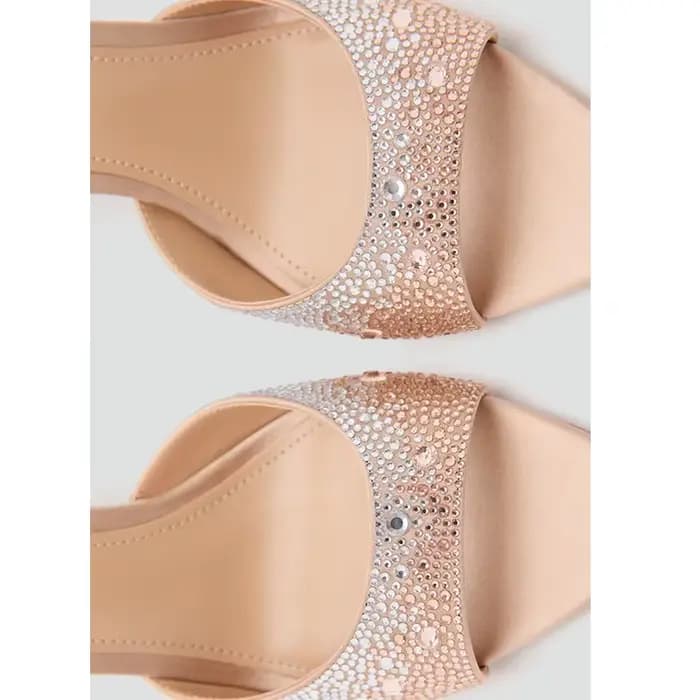 Sandales élégantes à talons aiguilles et bout pointu pour femme
