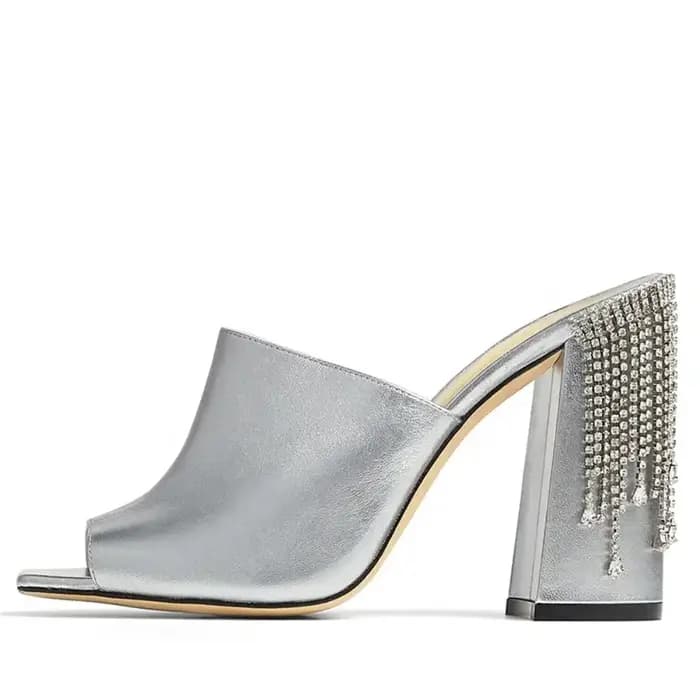 Pantoufles mules en daim vert pour femmes, bout carré ouvert, talon épais, décoration de chaîne en strass, pantoufles à talons hauts à la mode, nouvelle collection 2026