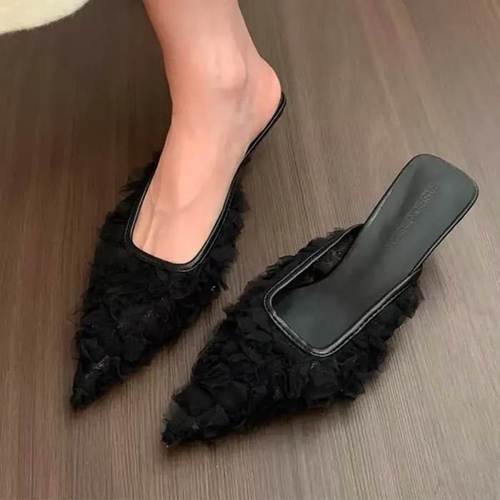Bout pointu pantoufles à talons femmes Mules élégantes chaussures mi talons sandales 2025 diapositives de mode escarpins d'été nouvelles chaussures de luxe pour femmes