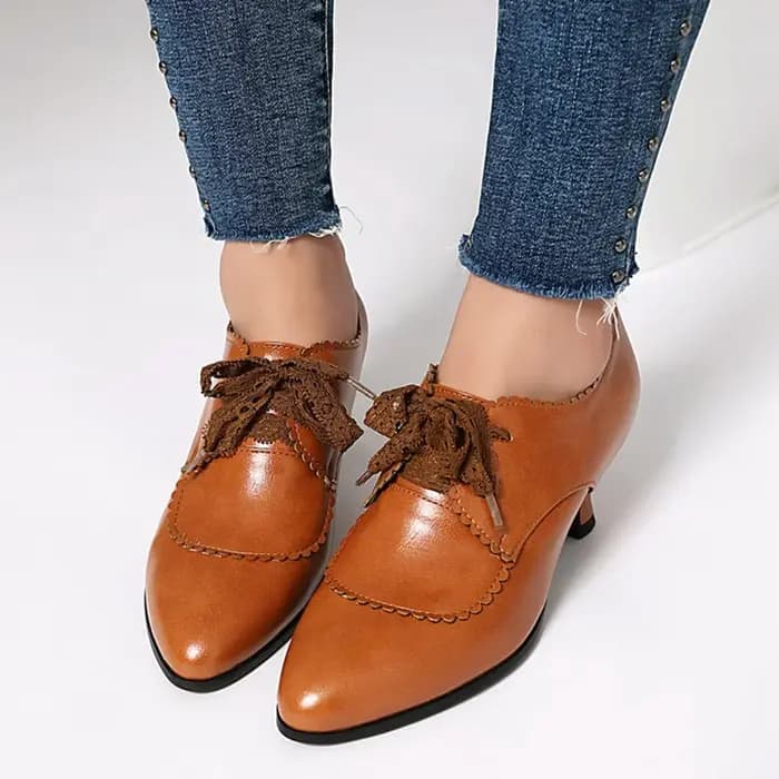 Talons hauts femmes 2025 nouvelle mode rétro à lacets